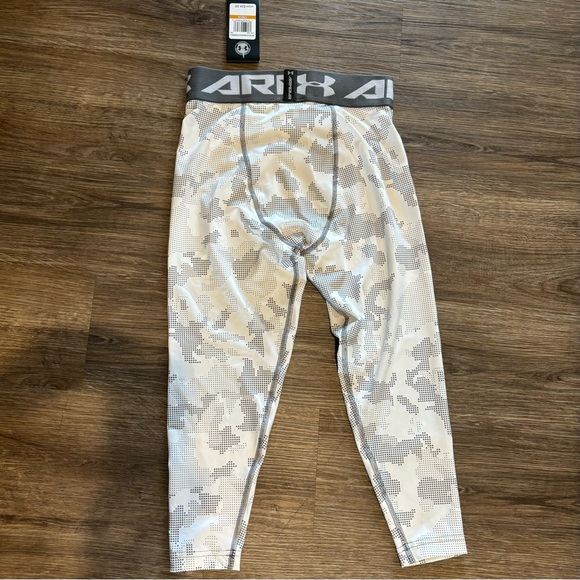 Under Armour Heatgear Compression & Sm Hanes Comfort Flex Fit Boxers Med NWT - Picture 3 of 11